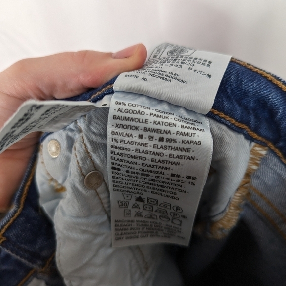 Levi's 501 Button Fly Dark Wash Destroyed High Rise Skinny Jeans - Picture 6 of 10